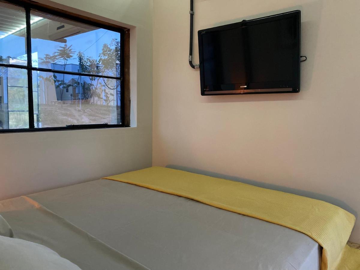 Hospedaria Boca Do Mato - Container Mambaí Eksteriør bilde